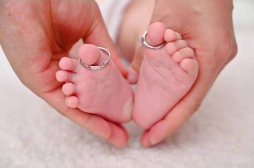 代怀生子好找吗三个月宝宝发育标准